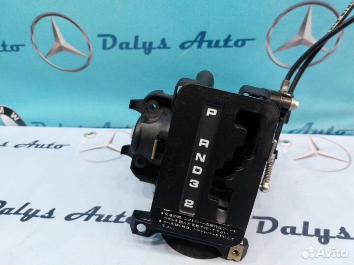 Кулиса (селектор) АКПП Mercedes-Benz E-Class W124