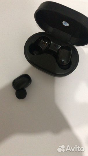Беспроводные наушники