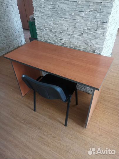 Стол и стул