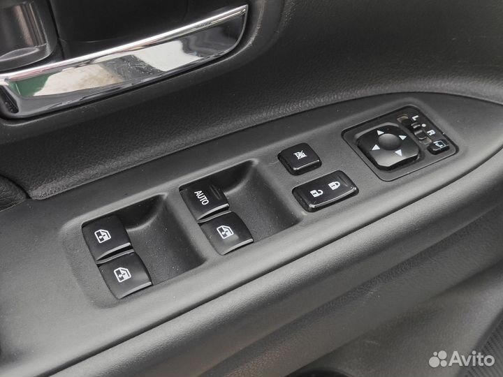 Mitsubishi Outlander 2.0 CVT, 2015, 163 000 км