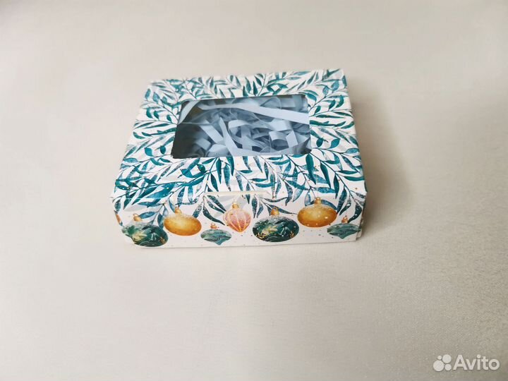 Подарочная коробка для сувенира