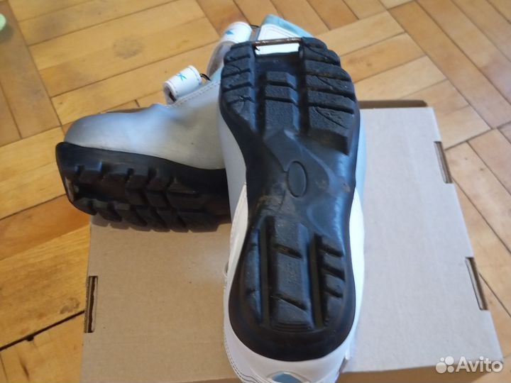 Ботинки лыжные, 31 р