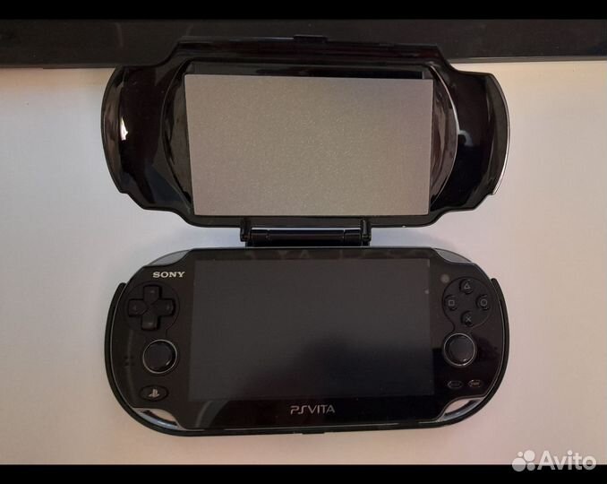 Продам или обменяю прошитую Sony Ps Vita 128gb