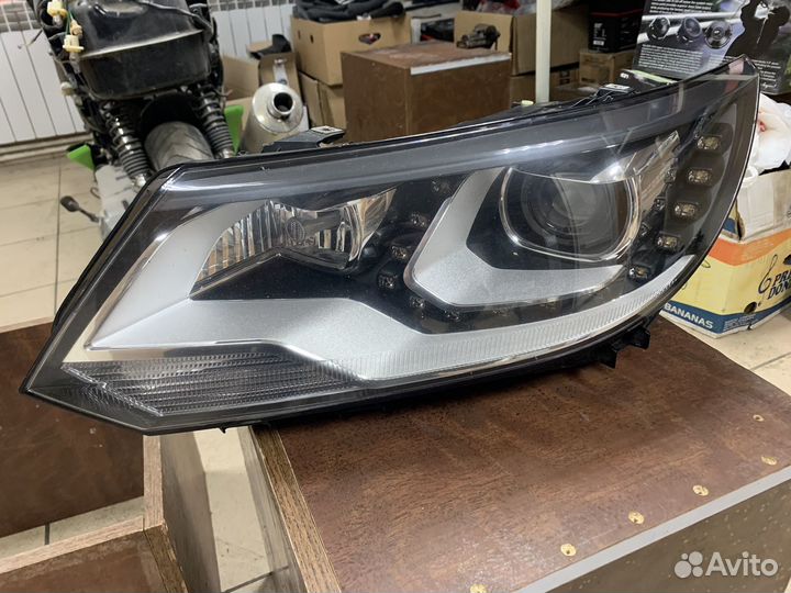 Фара левая VW Tiguan 5N1 941 751