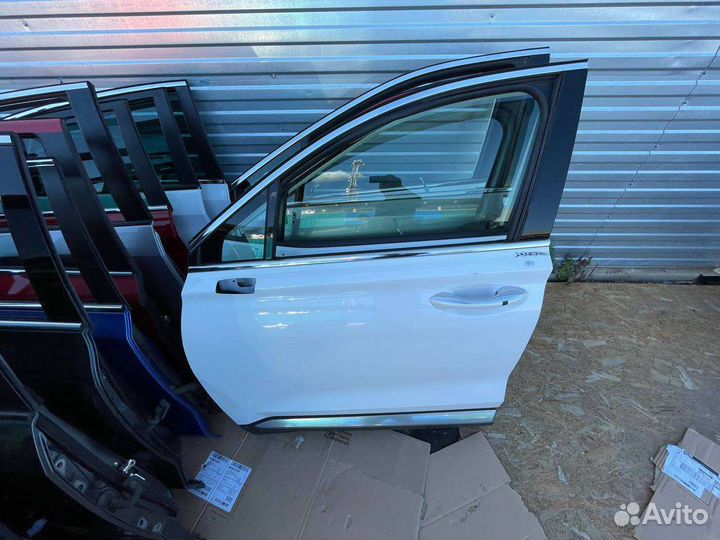 Передняя левая дверь Хендай Санта Фе 4 TM