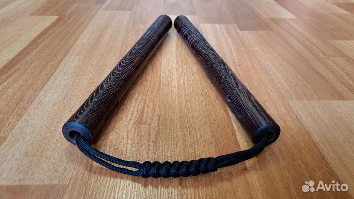 Нунчака деревянная, новая