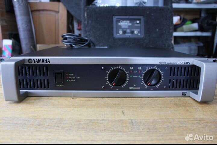 Усилитель мощности Yamaha P2500S