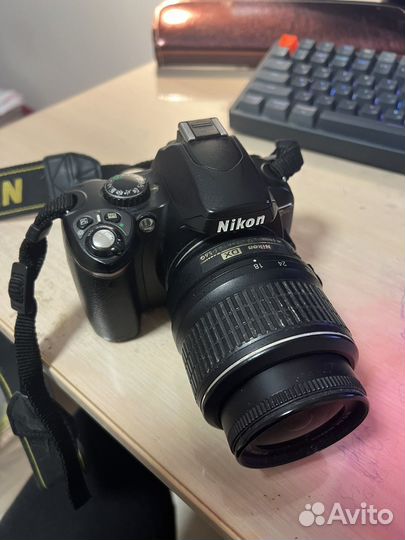 Зеркальный фотоаппарат nikon D40