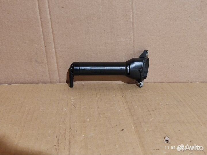 Форсунка омывателя фар передняя правая Honda Cr-V