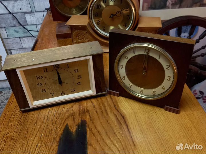 Настольные часы