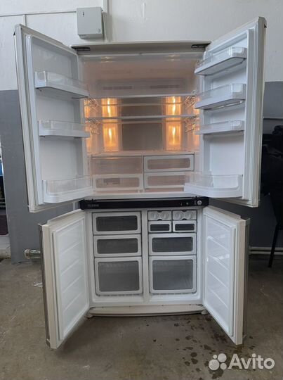 Холодильник sharp