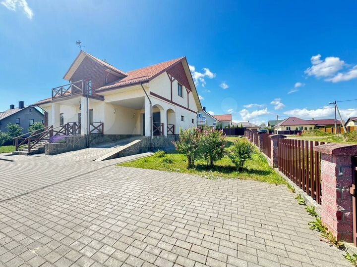 Дом 204,3 м² на участке 1297 м² (Белоруссия)