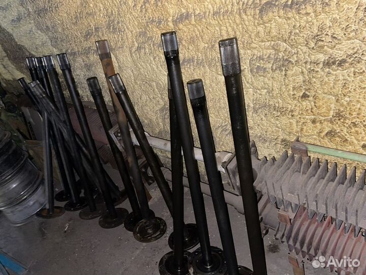 Полуоси меритор, итон,на freightliner