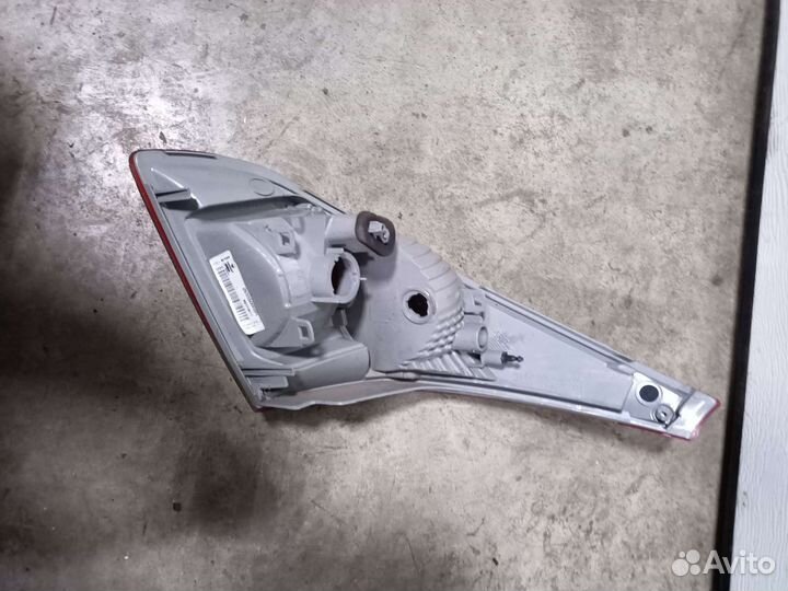 Фонарь левый Renault Megane3