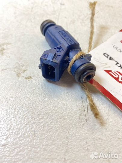 Форсунка топливная Mercedes-Benz E-Class S210