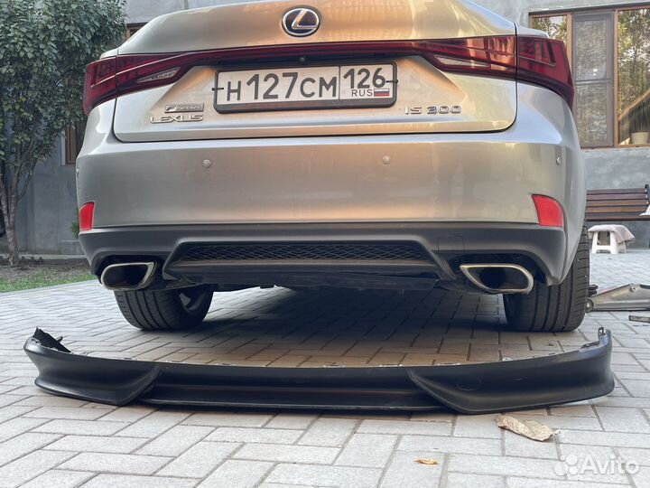Диффузор на задний бампер lexus is 3