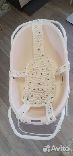 Детская ванночка с подставкой