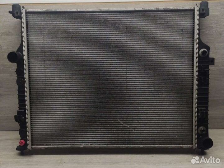Радиатор охлаждения двс Mercedes M W164