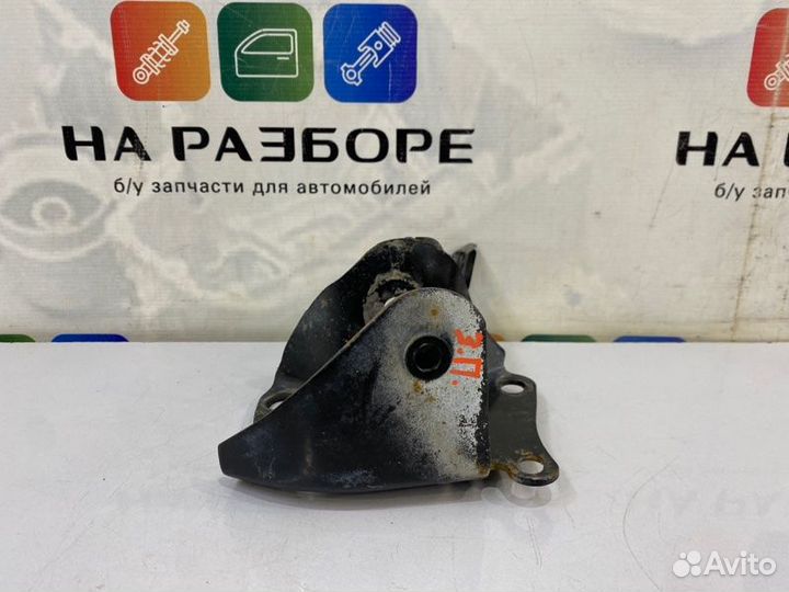 Крепление балки подвески заднее правое LADA Vesta