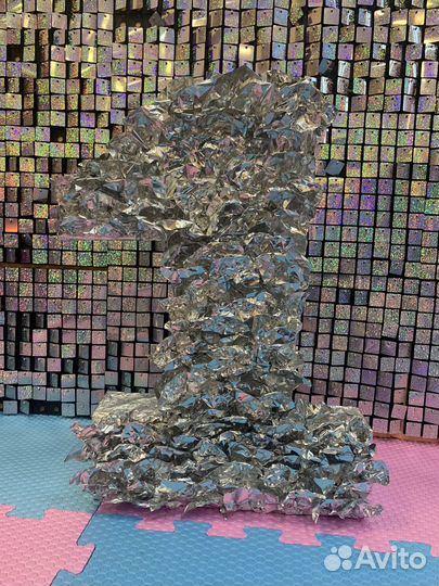 Объемная цифра