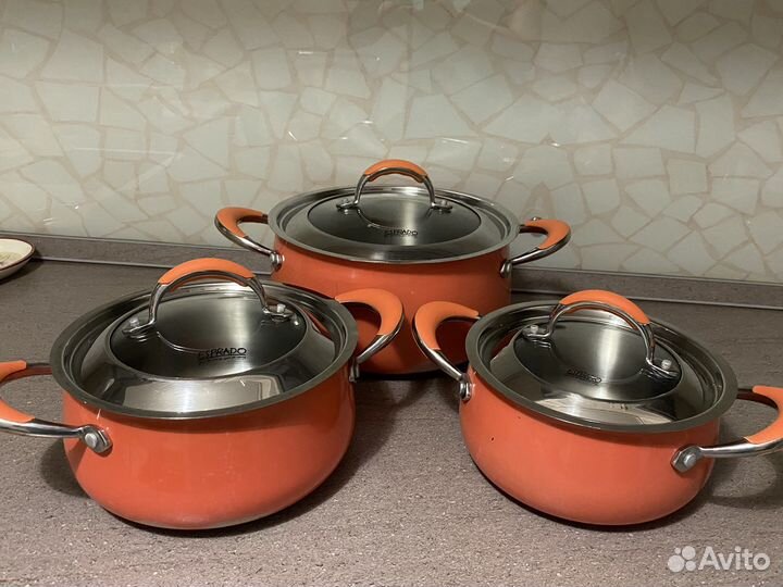 Кастрюли производства италия