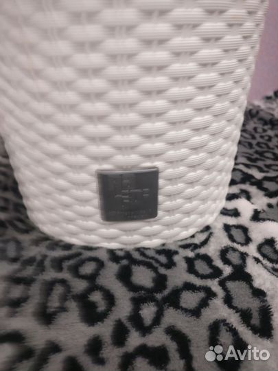 Кашпо напольное высокое