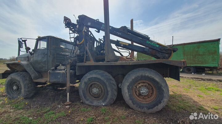 Урал 4320 с КМУ, 1987