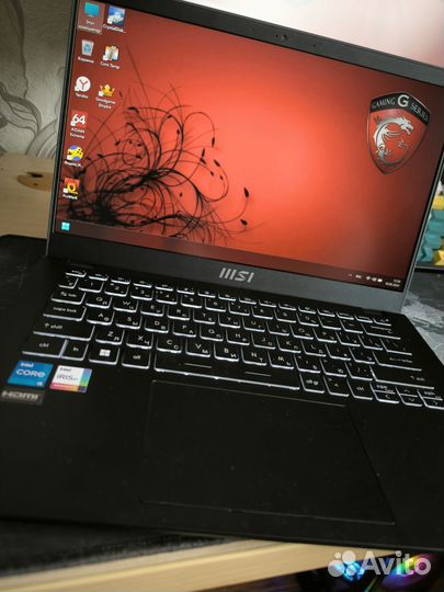 MSI монстр 14 / Intel Core i5-1235U/8DDR4/512SSD