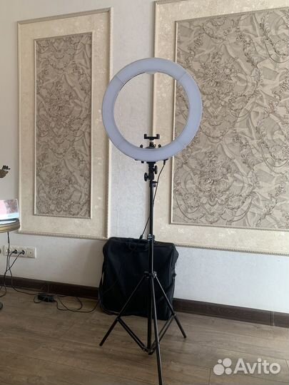 Кольцевая лампа 54 см бу