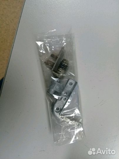 Петля ноутбука asus k50 левая новая