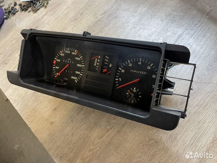 Панель приборов Audi 80 B2