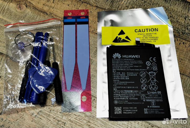 Аккумулятор для Huawei P20 (с монтажным инстр.)