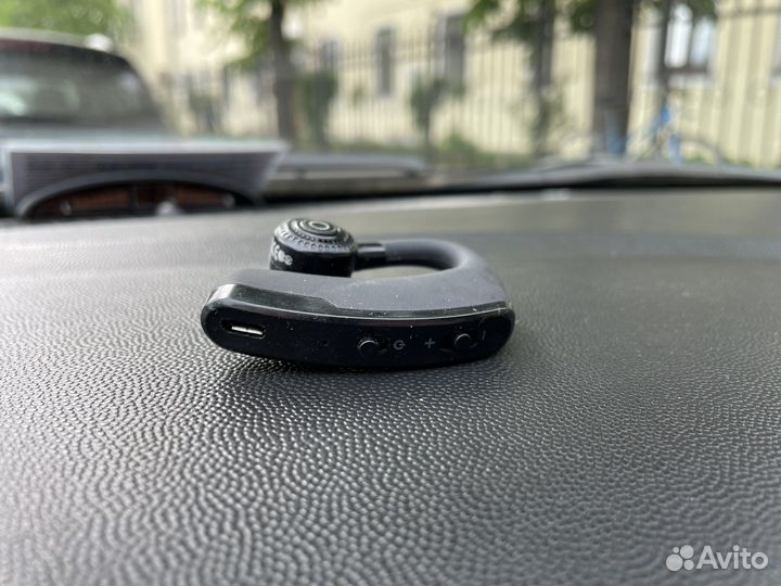 Bluetooth гарнитура