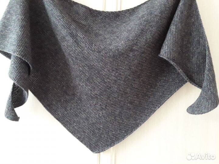 Вязаная косынка ручная работа