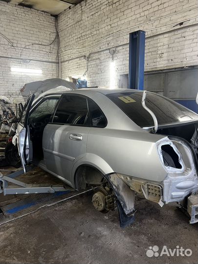 Разбор Chevrolet Lacetti Седан 1.4 F14D3
