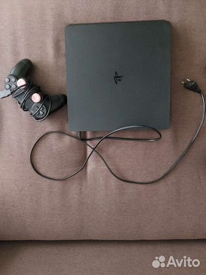 Sony PS4 slim 500gb + диски