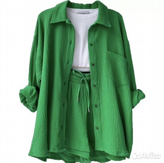 Летний женский костюм с шортами