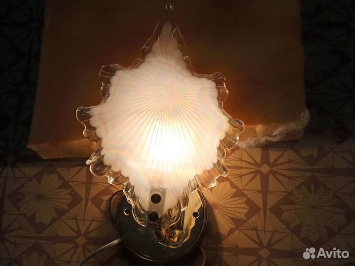 Светильник настенный