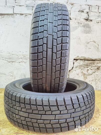 Yokohama Ice Guard IG20 215/60 R17 96Q