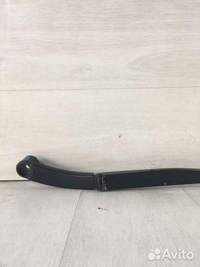 Поводок дворника левый KIA optima 3 2.4 ат седан