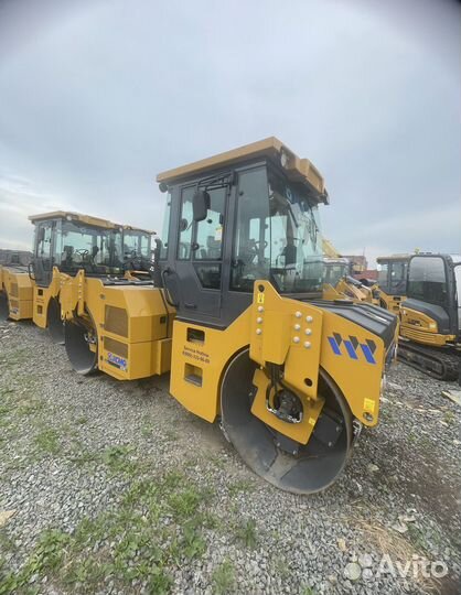 Дорожный каток XCMG XD103, 2023