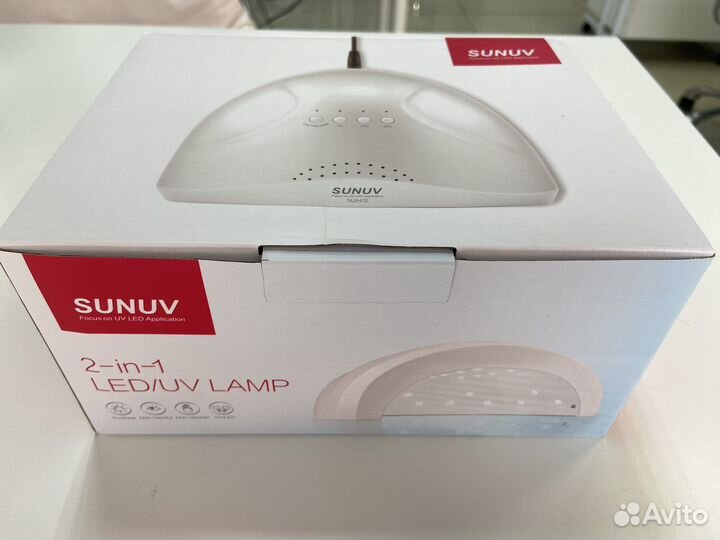 Маникюрная лампа