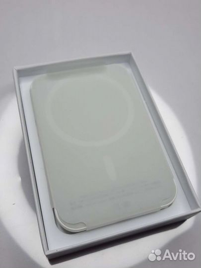 Magsafe battery pack