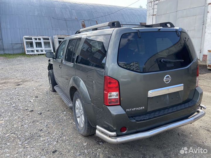Nissan Pathfinder (Автомобиль в разборе)