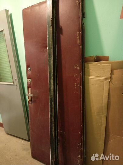 Дверь входная металлическая