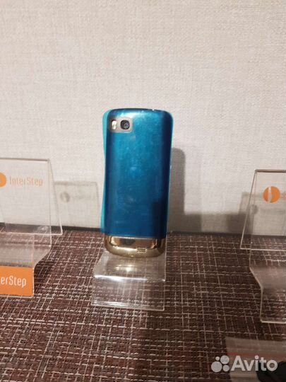 Nokia C3-01 Gold Edition