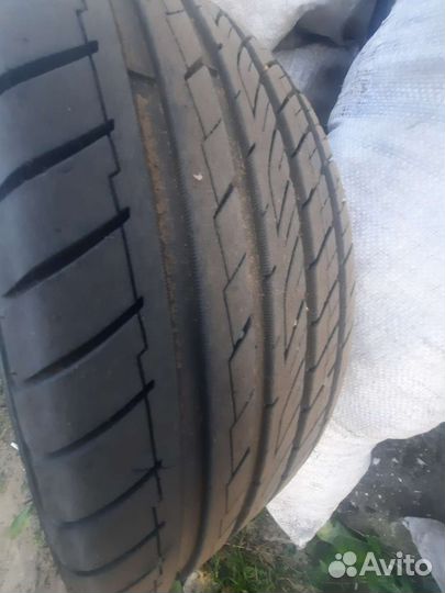 Диски с резиной новой. 4100. 4 114.3