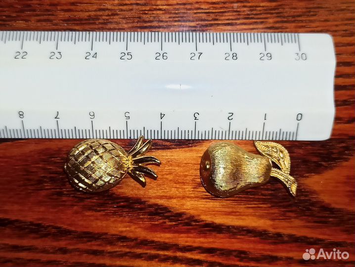 Винтажная брошь груша и ананас Trifari