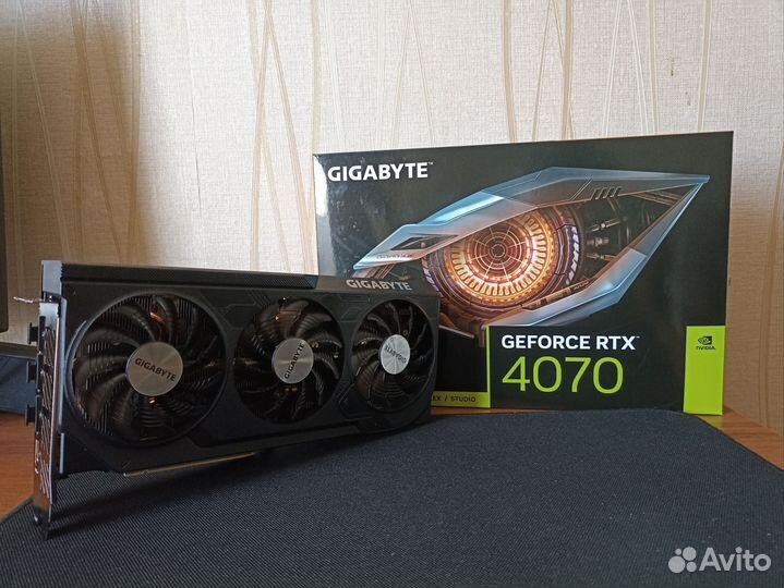 Видеокарта gigabyte RTX 4070 windforce OC 12 GB