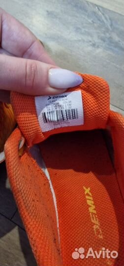 Продам бутсы. Размер 34